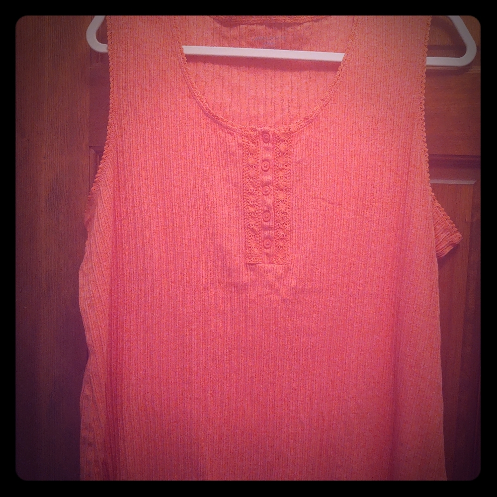 Laura Scott sleeveless shirt